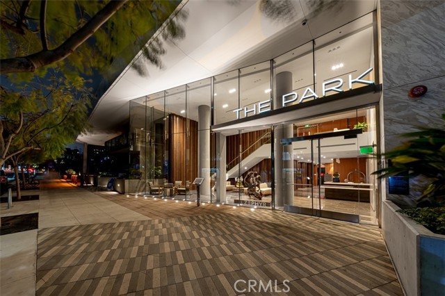 2855 5th Avenue, San Diego CA: https://media.crmls.org/medias/decadc17-8133-4a33-8c82-185dbf7c66f6.jpg