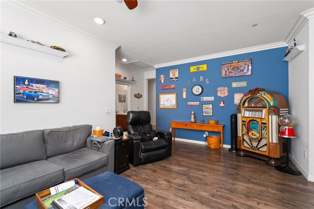 11484 Corte Cuyama, Jurupa Valley CA: https://media.crmls.org/medias/decbd558-2dbf-4d8c-8f2d-70337c9bbbe3.jpg