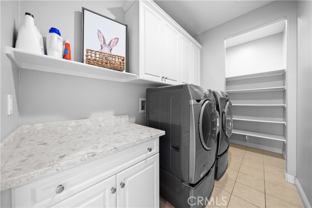 228 Wicker, Irvine CA: https://media.crmls.org/medias/decc05c3-c665-4a54-86ae-3ef6fcc53a39.jpg