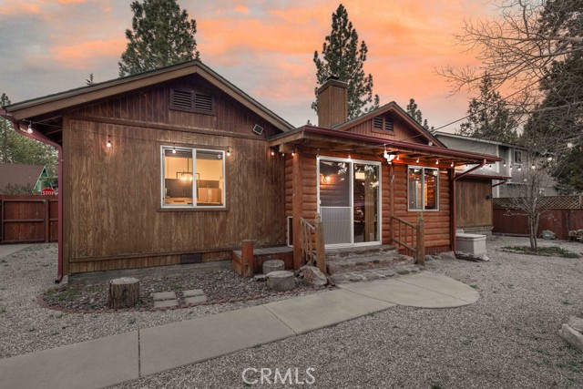 Detail Gallery Image 7 of 49 For 457 E Mountain View, Big Bear City,  CA 92314 - 3 Beds | 2 Baths