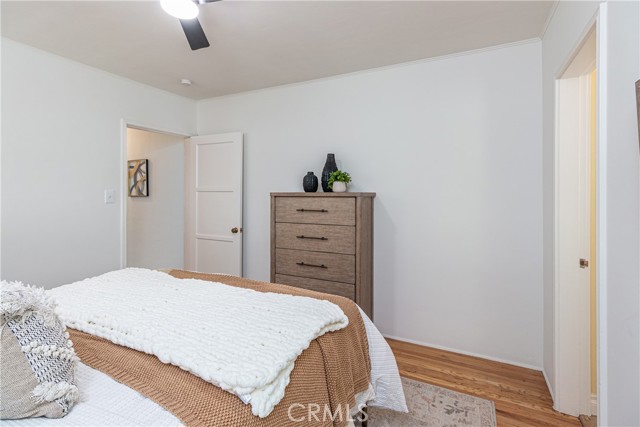 Detail Gallery Image 19 of 32 For 121 N Myers, Burbank,  CA 91506 - 4 Beds | 2 Baths