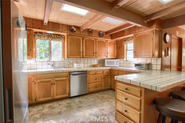 Detail Gallery Image 16 of 52 For 2590 Yosemite Pines Ln, Wawona,  CA 95389 - 5 Beds | 2 Baths