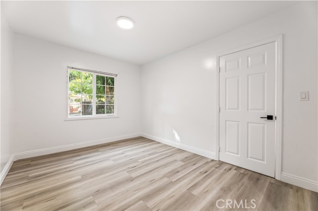 14592 Lyle Street, Sylmar CA: https://media.crmls.org/medias/dece3a93-875a-4cda-87fe-a92a8a4a4ef3.jpg