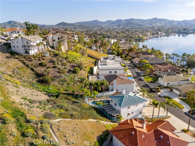 Detail Gallery Image 64 of 72 For 22391 San Joaquin, Canyon Lake,  CA 92587 - 4 Beds | 2/1 Baths