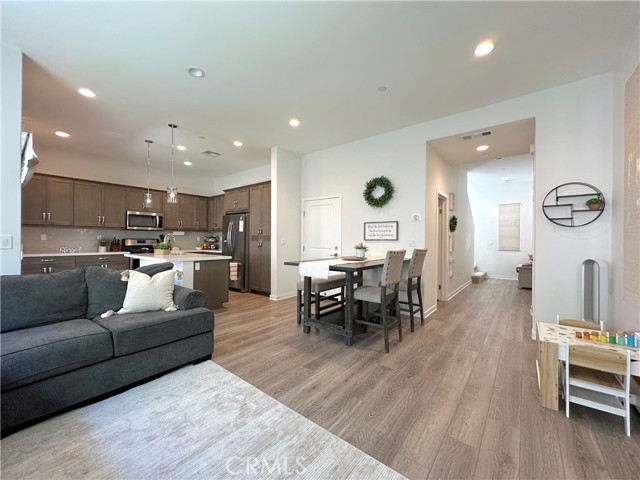 Image 4 of 28 For 4173 Horvath Street 104