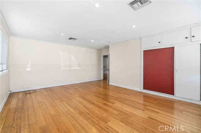1731 E Wardlow Road, Long Beach CA: https://media.crmls.org/medias/decf4b38-a090-46b9-9d35-d0166694a8b1.jpg