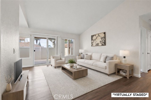 Front Image Thumbnail for CRTR25280592