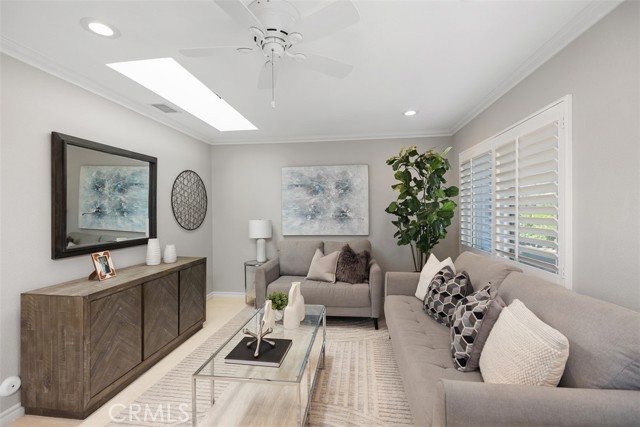 3315 San Amadeo, Laguna Woods CA: https://media.crmls.org/medias/ded087e9-0e36-4862-b66c-a5705ca7ad50.jpg