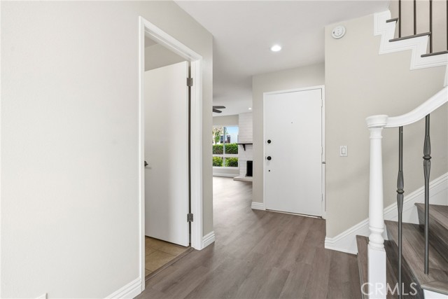 Detail Gallery Image 22 of 57 For 11717 Garden Grove Bld, Garden Grove,  CA 92843 - 3 Beds | 2/1 Baths