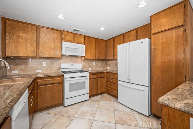 Image 13 of 42 For 10430 Briar Oaks Drive D