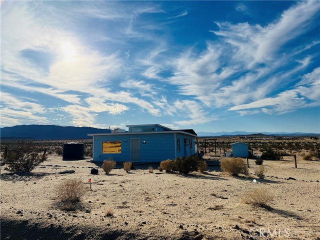 Detail Gallery Image 1 of 38 For 5830 Gopher Grove Rd, Twentynine Palms,  CA 92277 - 3 Beds | 2 Baths