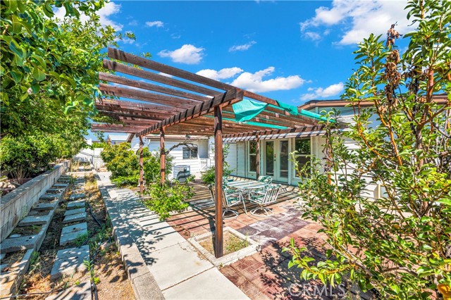 43609 Walden Way, Hemet CA: https://media.crmls.org/medias/ded32f7a-e460-4758-89c1-f8bf080ba86c.jpg