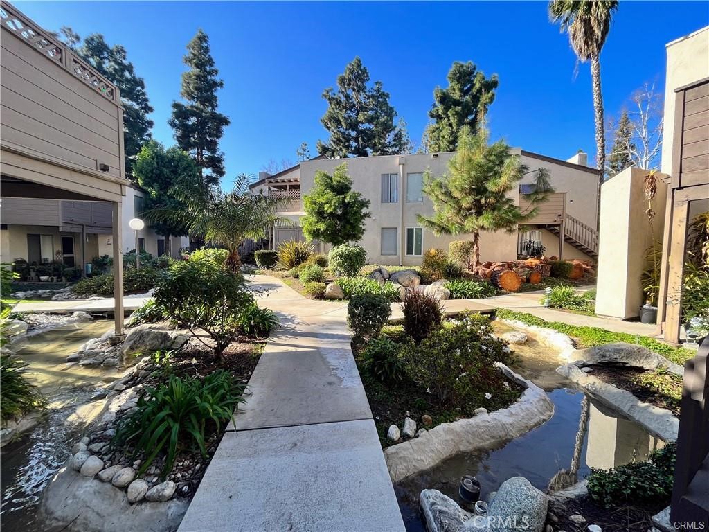 MLS #OC25162222 img 31