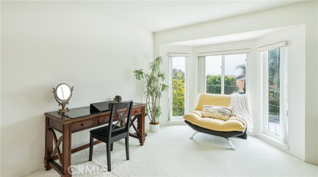 19448 Crystal Ridge Lane, Porter Ranch CA: https://media.crmls.org/medias/ded43973-b5fe-419d-a2ce-ce0e2b6d057b.jpg