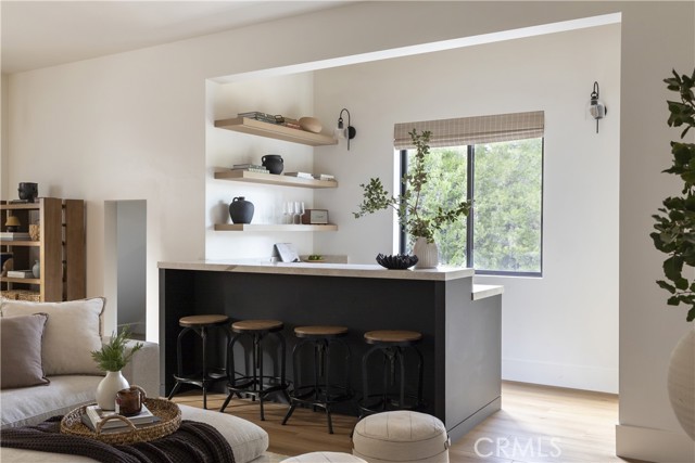 Detail Gallery Image 15 of 29 For 481 Bay View Ct, Lake Arrowhead,  CA 92352 - 4 Beds | 3/1 Baths