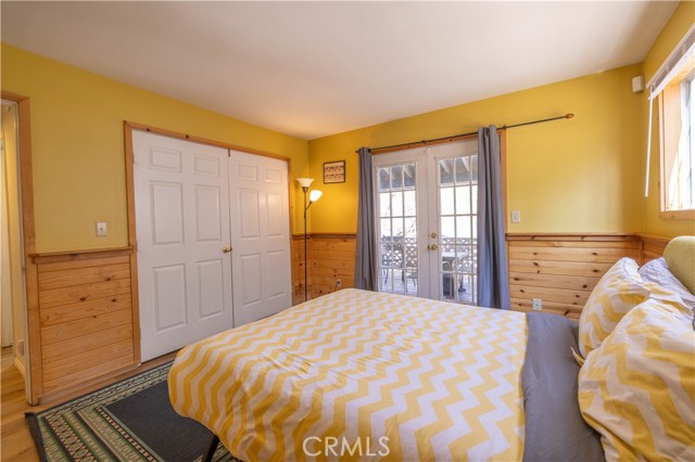 Detail Gallery Image 9 of 33 For 863 Ford Ln, Big Bear Lake,  CA 92315 - 4 Beds | 3/1 Baths