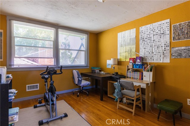 Detail Gallery Image 35 of 52 For 320 W 21st St, Merced,  CA 95340 - 4 Beds | 2 Baths