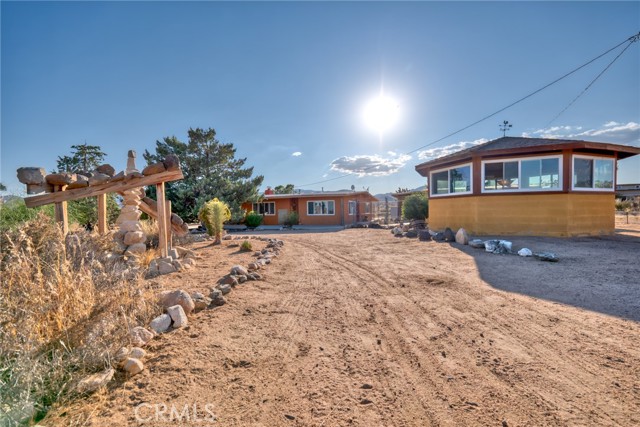 Detail Gallery Image 44 of 53 For 52376 Gamma Gulch Rd, Pioneertown,  CA 92268 - 2 Beds | 1 Baths