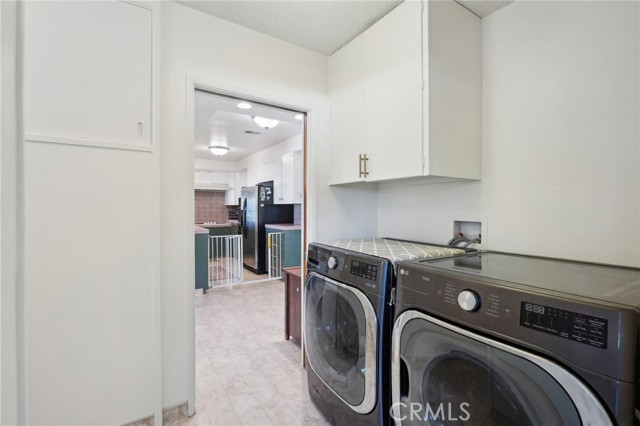 11525 Sunnybrook Lane, Whittier CA: https://media.crmls.org/medias/ded7d8be-93a2-4b5d-9b1c-43e9e2e60ca9.jpg
