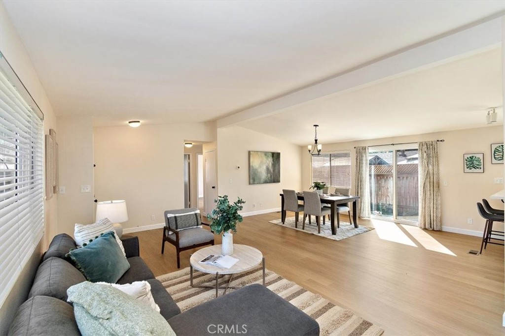 Ded7dc42 Eeef 422c B45b 47b1bc3c2ff0