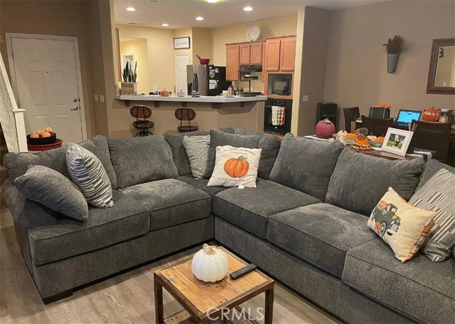 36303 Vincenzo Way, Winchester CA: https://media.crmls.org/medias/ded8233d-331a-43a2-9f7f-f96d31d43d12.jpg