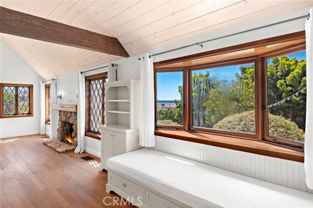 Detail Gallery Image 9 of 30 For 274 Wave St, Laguna Beach,  CA 92651 - 3 Beds | 2 Baths