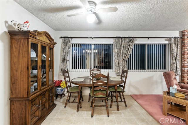 Detail Gallery Image 6 of 33 For 2924 Raccoon Dr, –,  CA 93240 - 3 Beds | 2 Baths