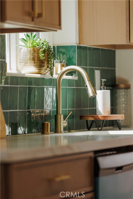 Detail Gallery Image 8 of 61 For 6841 Millmark, Long Beach,  CA 90805 - 4 Beds | 3 Baths