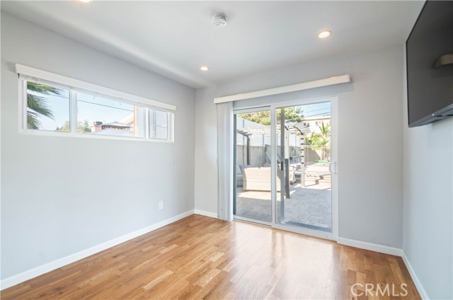 Detail Gallery Image 18 of 26 For 721 E Elmwood, Burbank,  CA 91501 - 3 Beds | 2 Baths