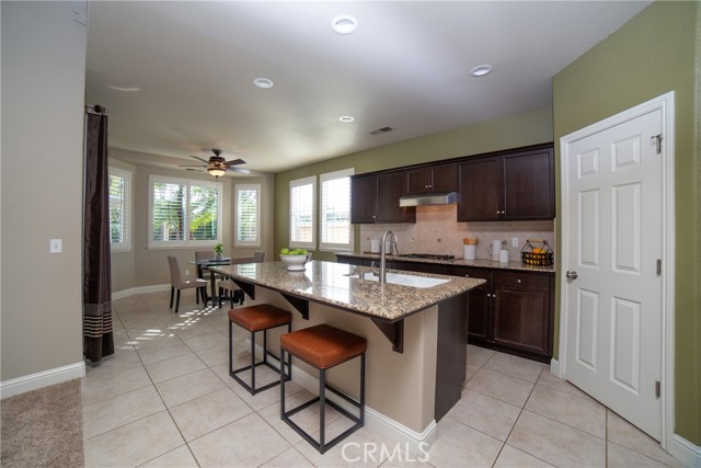 Detail Gallery Image 20 of 47 For 3350 Buckingham, Clovis,  CA 93619 - 4 Beds | 2/1 Baths