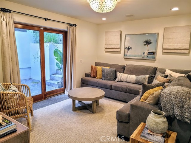 2904 Alma Avenue, Manhattan Beach, California 90266, 3 Bedrooms Bedrooms, ,2 BathroomsBathrooms,Residential,Sold,Alma Avenue,SB21204359
