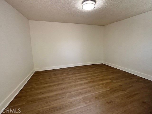 Detail Gallery Image 15 of 30 For 11114 Evers Ave, Los Angeles,  CA 90059 - 5 Beds | 3 Baths