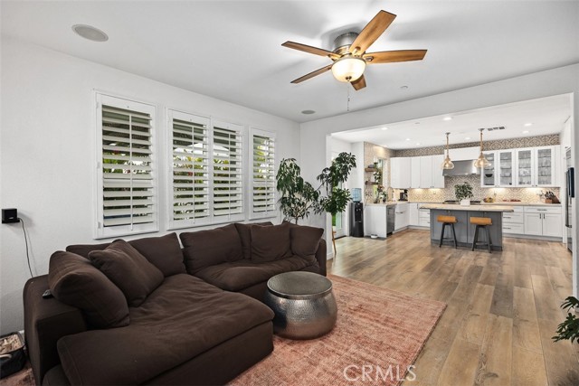 19 Via Cuenta Nueva, San Clemente CA: https://media.crmls.org/medias/dedce9ce-6b2c-4a08-bf65-02213344a964.jpg
