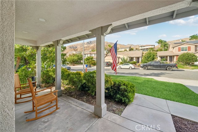 Detail Gallery Image 3 of 75 For 29301 Henderson Ln, Highland,  CA 92346 - 4 Beds | 2/1 Baths