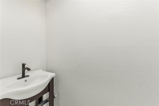 Detail Gallery Image 15 of 33 For 25784 Basil Ct, Moreno Valley,  CA 92553 - 4 Beds | 2/1 Baths