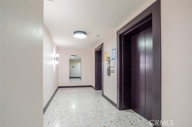 Detail Gallery Image 4 of 29 For 321 S San Vicente Bld #505,  Los Angeles,  CA 90048 - 1 Beds | 2 Baths