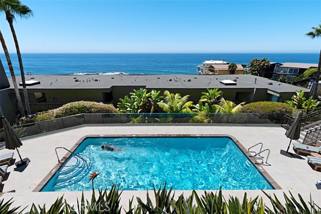 Detail Gallery Image 38 of 43 For 31755 Coast #403,  Laguna Beach,  CA 92651 - 2 Beds | 2 Baths