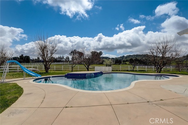 Detail Gallery Image 38 of 54 For 19441 Calle Teresa, Murrieta,  CA 92562 - 5 Beds | 4/1 Baths