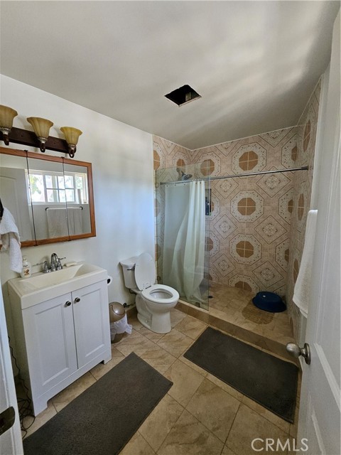 Detail Gallery Image 27 of 28 For 9740 La Canada Way, Shadow Hills,  CA 91040 - 3 Beds | 4 Baths