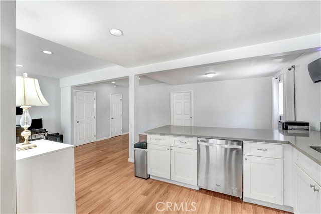Detail Gallery Image 7 of 35 For 5025 4th Ave, Leimert Park,  CA 90043 - – Beds | – Baths