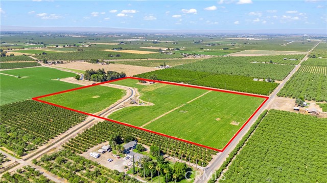 8340 West Lane, Winton CA: https://media.crmls.org/medias/dee10fc1-ab31-4e28-8ac6-e5d234b1b16f.jpg