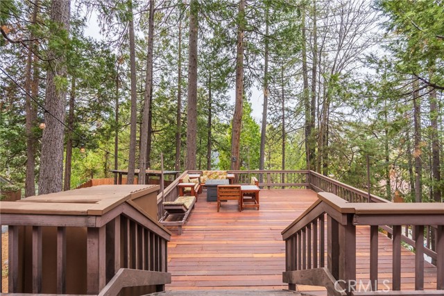 Detail Gallery Image 18 of 35 For 414 Pioneer Rd, Lake Arrowhead,  CA 92352 - 4 Beds | 2 Baths