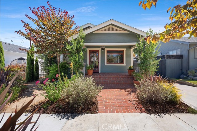 Detail Gallery Image 1 of 37 For 318 Saint Joseph Ave, Long Beach,  CA 90814 - 2 Beds | 1 Baths