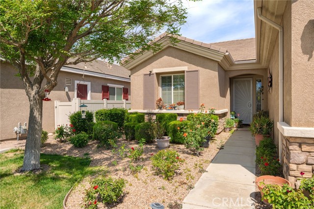 Detail Gallery Image 3 of 41 For 19478 Big Horn, Apple Valley,  CA 92308 - 2 Beds | 2 Baths