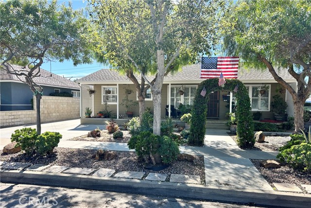 Image 3 of 51 For 5320 Pavo Street