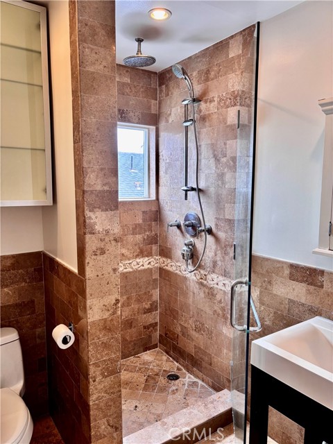 Detail Gallery Image 9 of 24 For 1510 W Balboa Blvd, Newport Beach,  CA 92663 - 1 Beds | 1 Baths