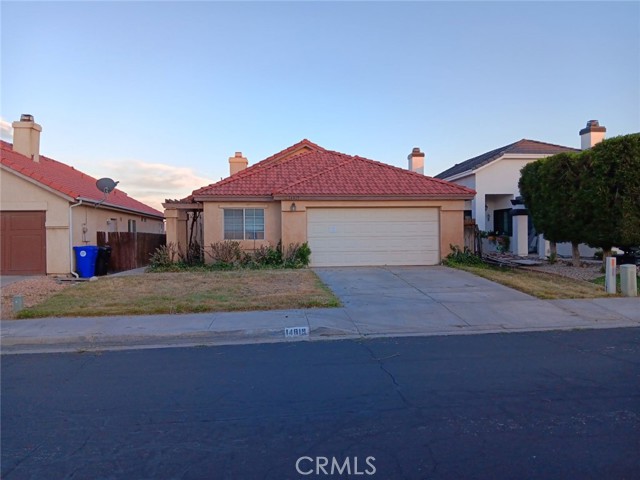 14819 Rosemary Dr, Victorville, CA 92394