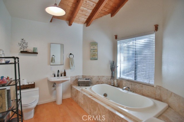 Detail Gallery Image 31 of 41 For 30137 Pixie Dr, Running Springs,  CA 92382 - 3 Beds | 2/1 Baths