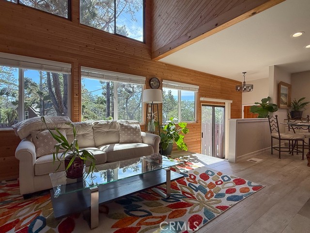 Detail Gallery Image 11 of 55 For 2298 Tipton St, Cambria,  CA 93428 - 2 Beds | 2/1 Baths