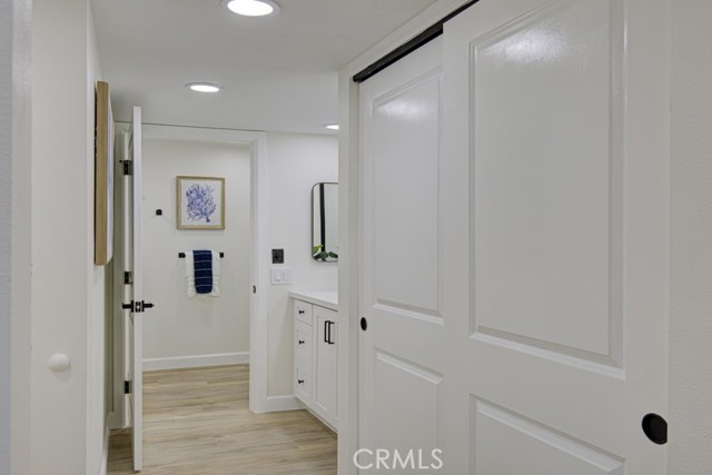 5499 Paseo Del Lago W, Laguna Woods CA: https://media.crmls.org/medias/dee4c02b-112c-4c2a-9541-e851ffcb8a24.jpg